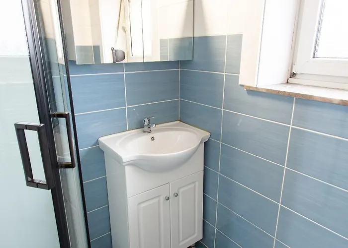 La Du Poirier * 샤를루아